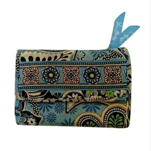 ✨FINAL PRICE✨ Vera bradley bali blue wallet